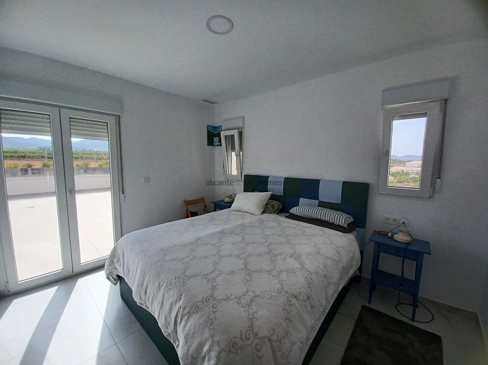 Image No.40-6 Bed Villa for sale