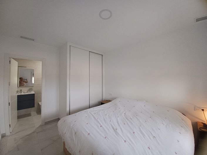 Image No.45-6 Bed Villa for sale