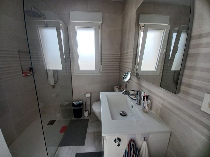 Image No.79-6 Bed Villa for sale