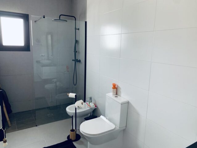 Image No.17-3 Bed Villa for sale