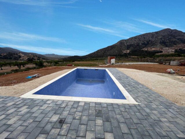 Image No.1-3 Bed Villa for sale