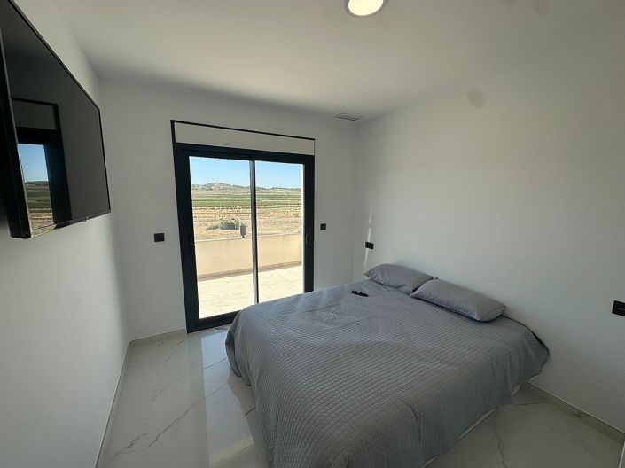 Image No.22-4 Bed Villa for sale