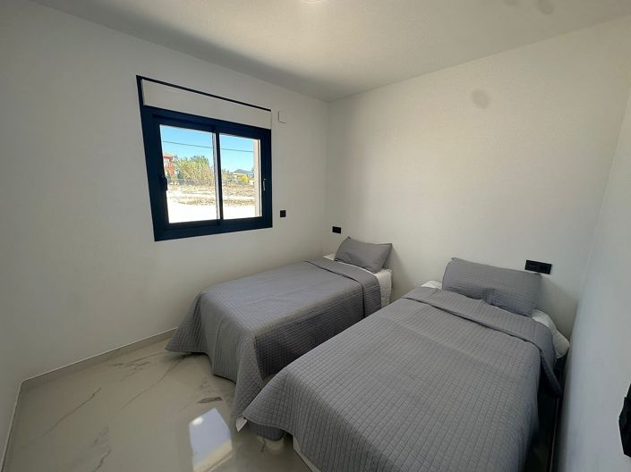 Image No.31-4 Bed Villa for sale