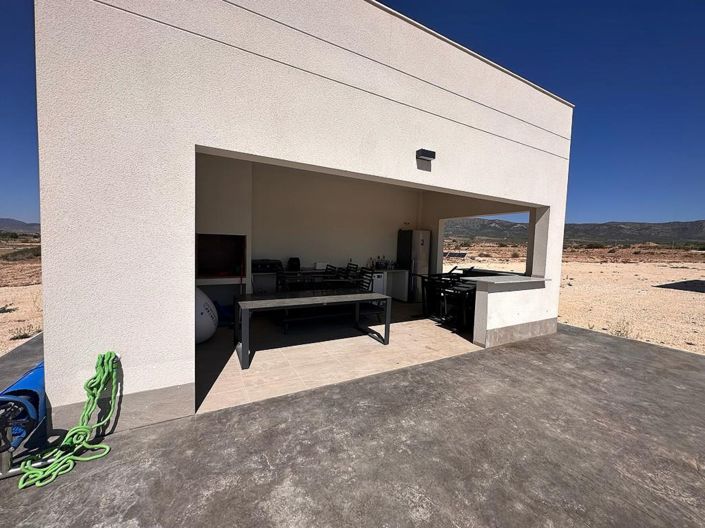 Image No.43-4 Bed Villa for sale