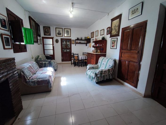 Image No.21-5 Bed Country House for sale