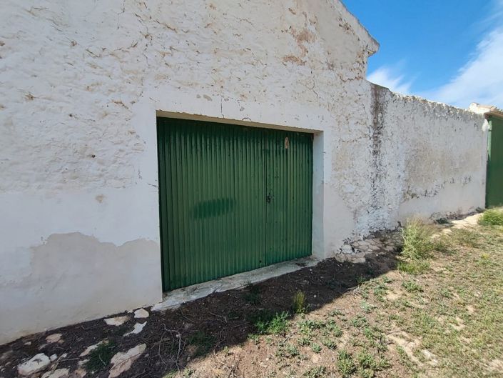 Image No.3-Maison de campagne de 5 chambres à vendre à Yecla