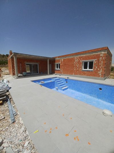 Image No.1-3 Bed Villa for sale