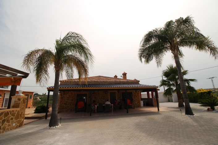 Image No.1-3 Bed Villa for sale
