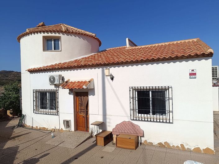 Image No.1-3 Bed Villa for sale