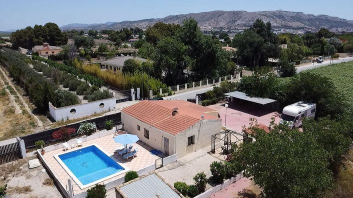 Image No.1-Villa de 4 chambres à vendre à Villena