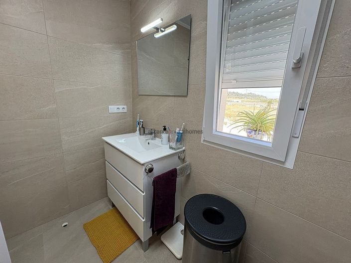 Image No.22-3 Bed Villa for sale