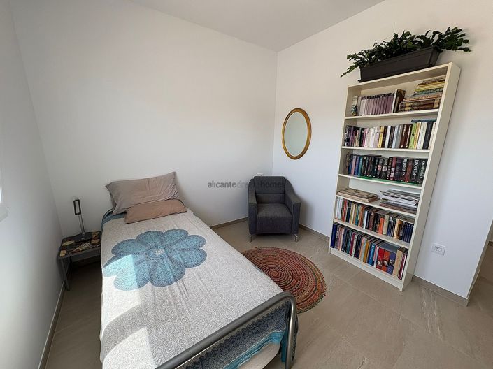 Image No.25-3 Bed Villa for sale