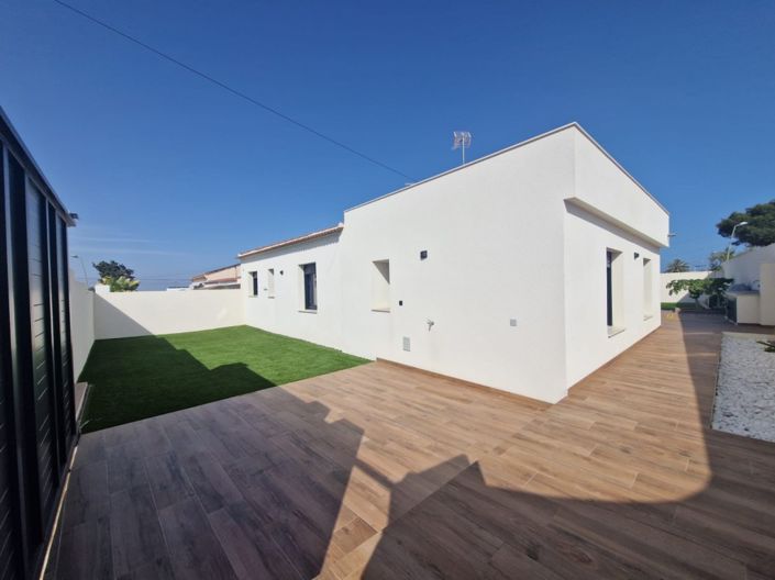 Image No.13-3 Bed Villa for sale