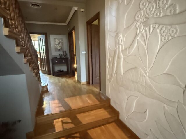 Image No.12-4 Bed Villa for sale