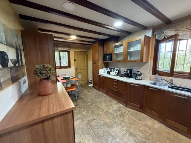 Image No.14-4 Bed Villa for sale