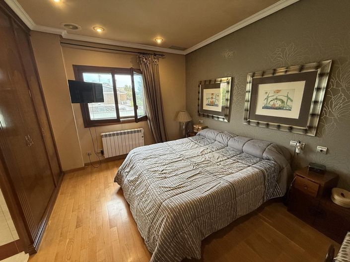 Image No.31-4 Bed Villa for sale
