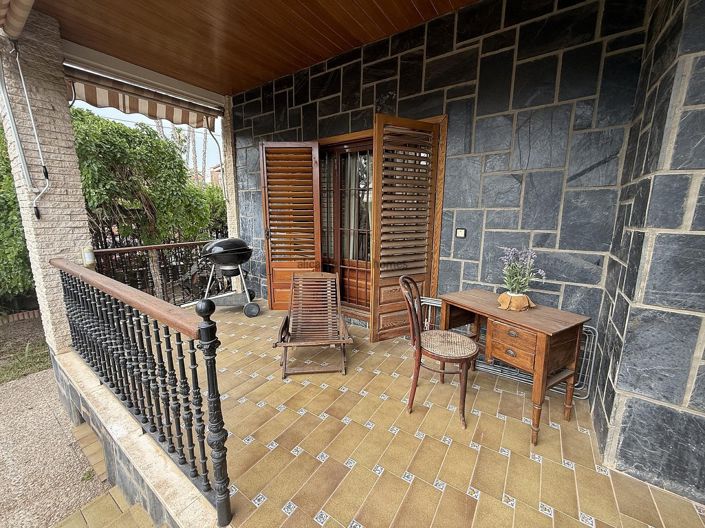 Image No.7-Villa de 4 chambres à vendre à Elda