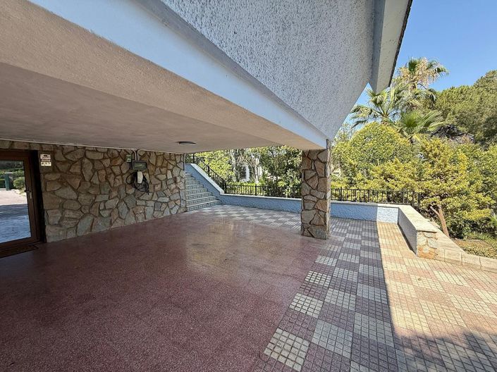 Image No.19-4 Bed Villa for sale