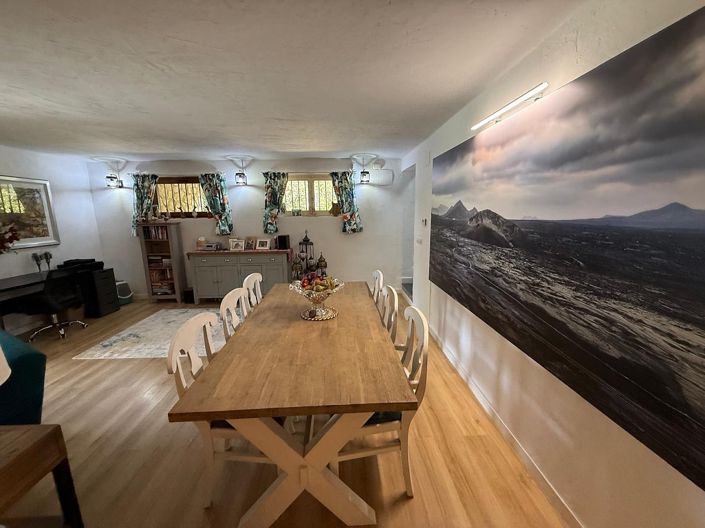 Image No.41-4 Bed Villa for sale