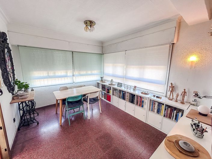 Image No.13-4 Bed Country House for sale