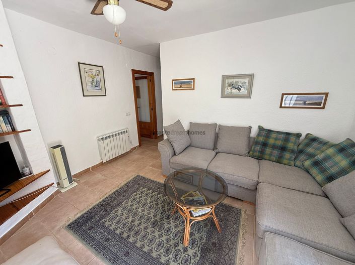 Image No.38-5 Bed Country House for sale