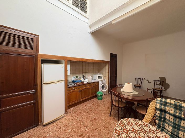 Image No.5-6 Bed Townhouse for sale