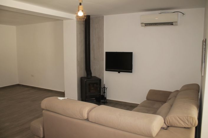 Image No.16-4 Bed Country House for sale