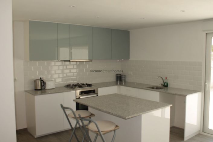 Image No.19-4 Bed Country House for sale