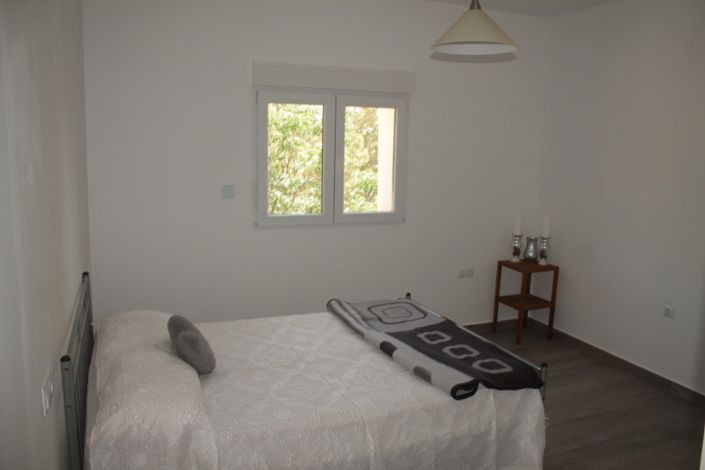 Image No.36-4 Bed Country House for sale