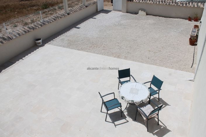 Image No.9-4 Bed Country House for sale