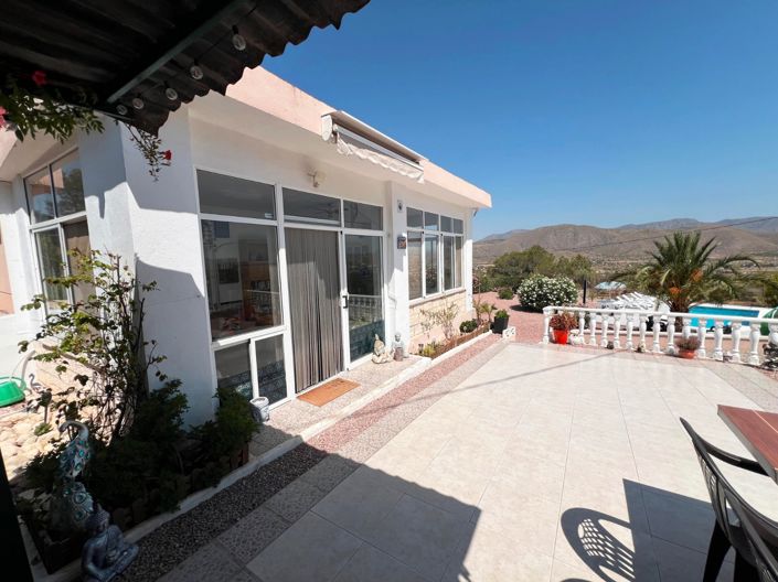 Image No.10-4 Bed Villa for sale