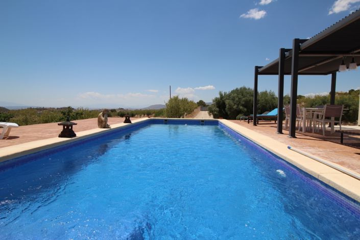 Image No.12-4 Bed Villa for sale