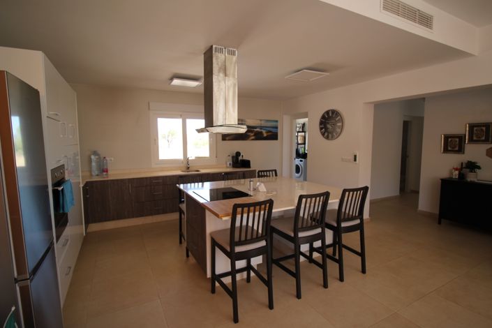 Image No.49-4 Bed Villa for sale