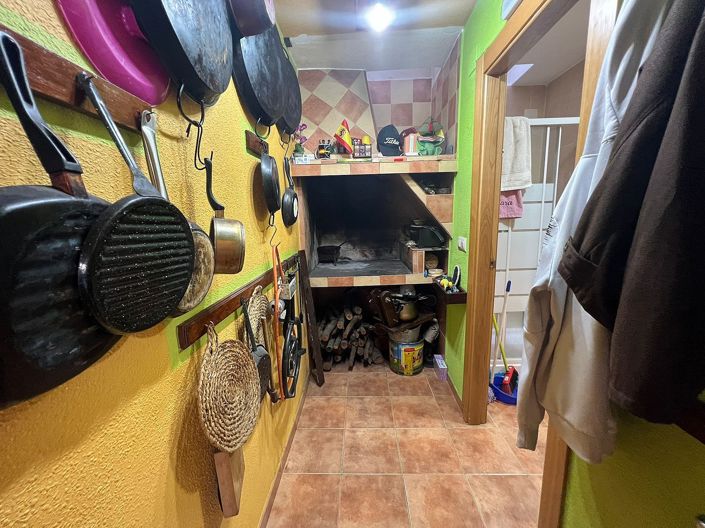 Image No.20-3 Bed Townhouse for sale