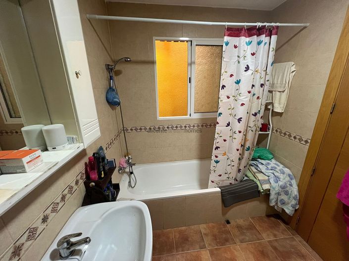 Image No.22-3 Bed Townhouse for sale