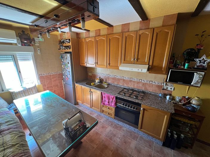 Image No.25-3 Bed Townhouse for sale