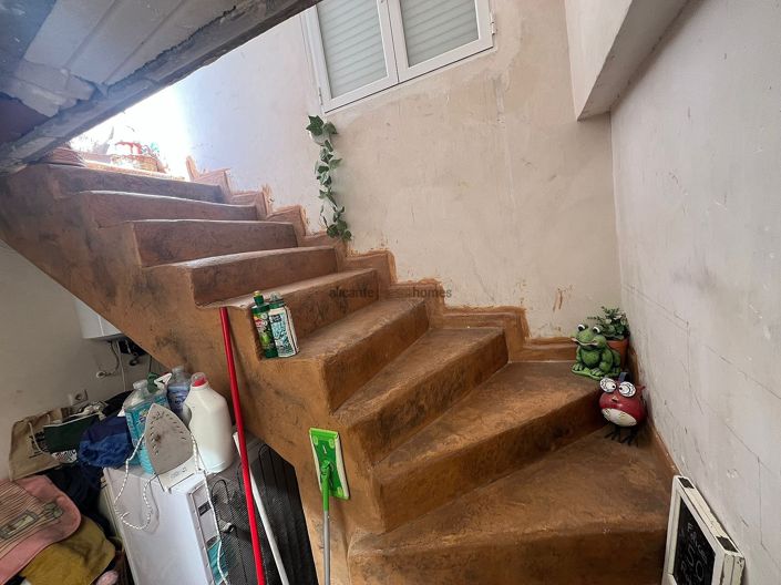 Image No.35-3 Bed Townhouse for sale