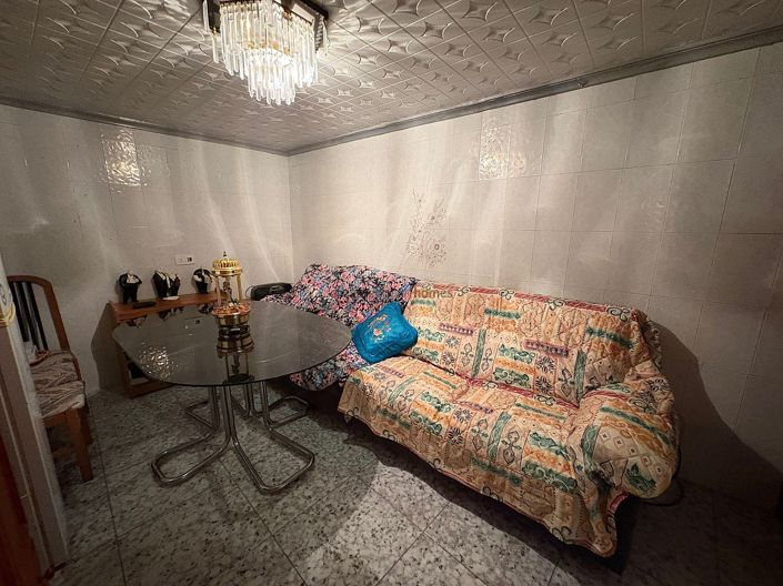 Image No.27-4 Bed Townhouse for sale