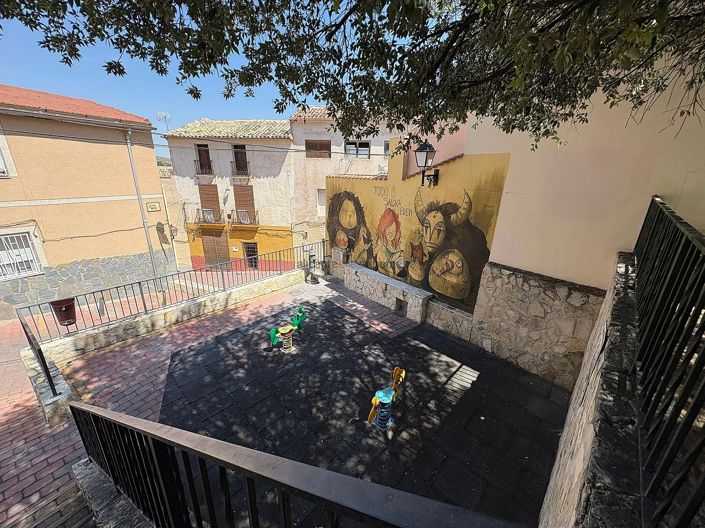 Image No.4-Maison de ville de 4 chambres à vendre à Petrer