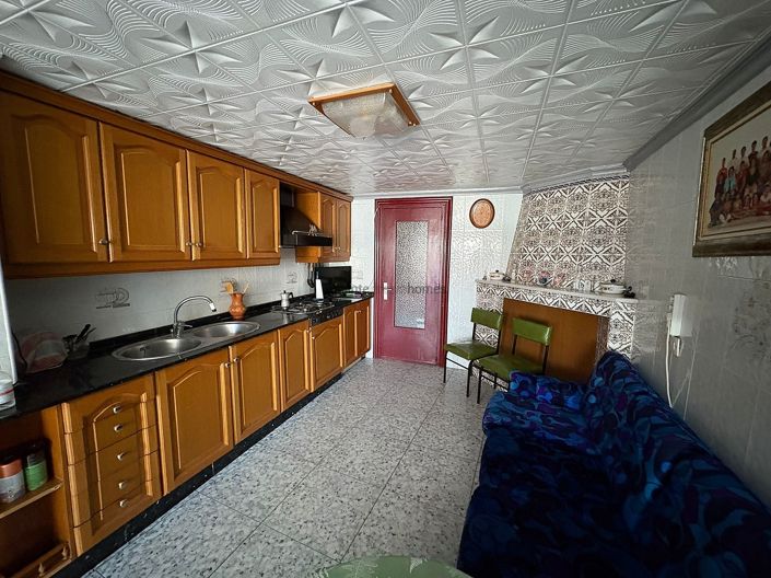 Image No.9-4 Bed Townhouse for sale