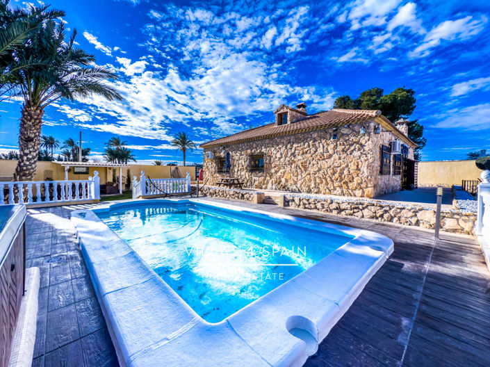 Image No.15-4 Bed Villa for sale