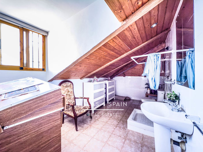 Image No.49-4 Bed Villa for sale