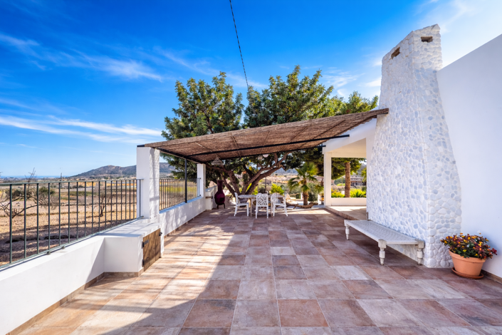 Image No.10-8 Bed Villa for sale