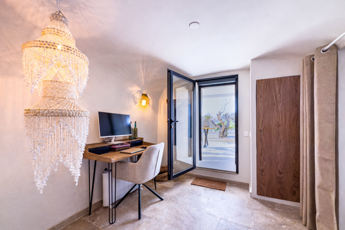 Image No.25-8 Bed Villa for sale