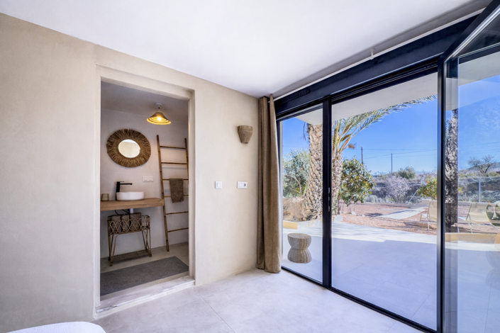 Image No.36-8 Bed Villa for sale