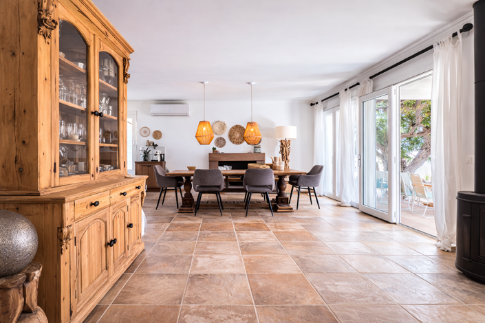 Image No.39-8 Bed Villa for sale