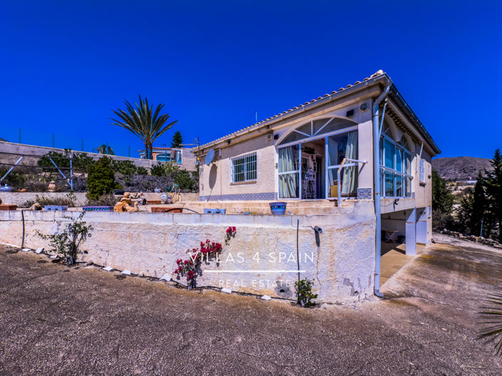 Image No.40-2 Bed Villa for sale