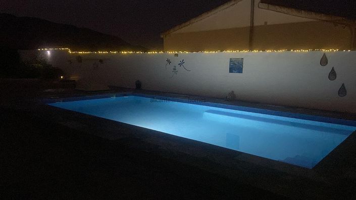 Image No.14-3 Bed Villa for sale