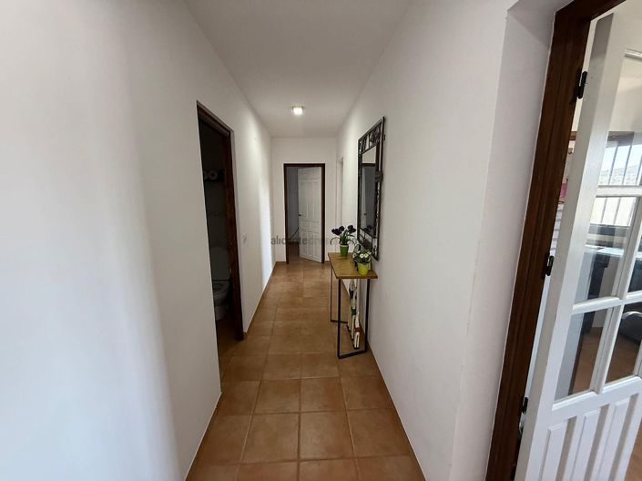 Image No.30-3 Bed Villa for sale