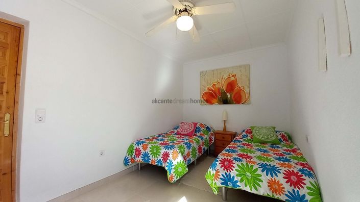 Image No.14-3 Bed Villa for sale